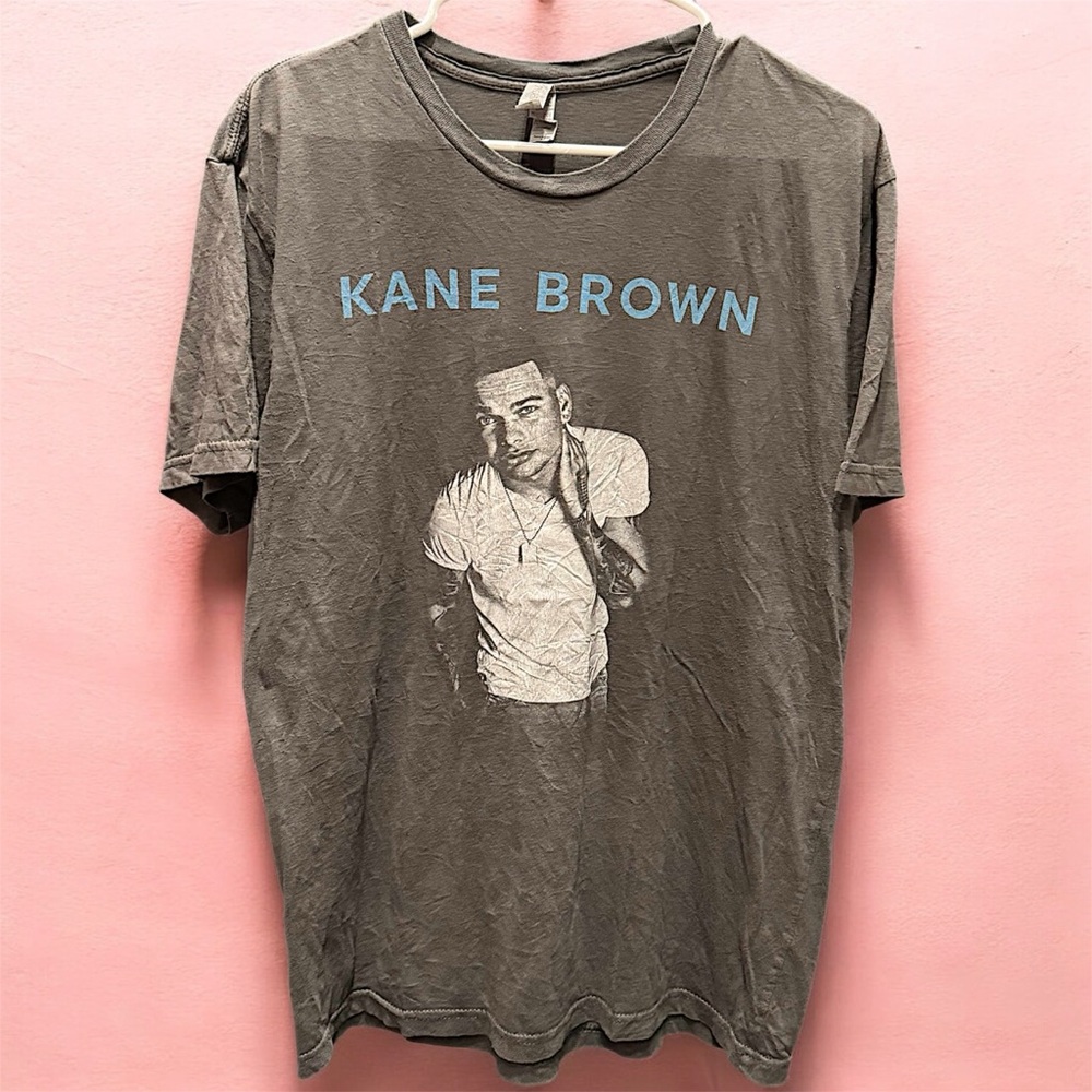 Kane Brown Graphic T-Shirt - black concert size LARGE